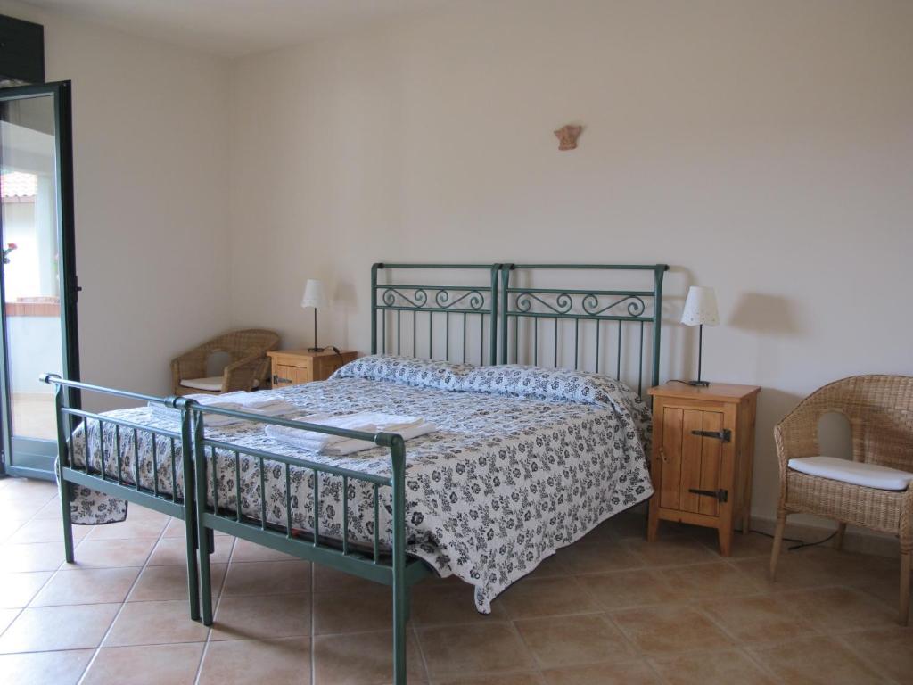 Agriturismo Antica Chiesa San Fantino Torraca Стая снимка