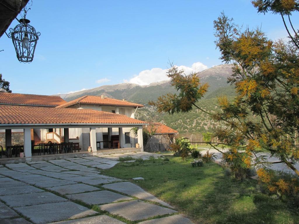 Agriturismo Antica Chiesa San Fantino Torraca Екстериор снимка